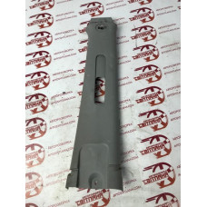 Накладка центральной стойки правая Kia Sorento 2002-2009 858263E000